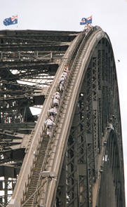 Bridge Climber beim Aufstieg